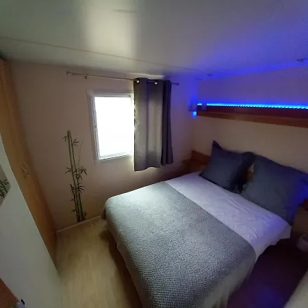 Mobile home au camping les Tilleuls du Caminel-2